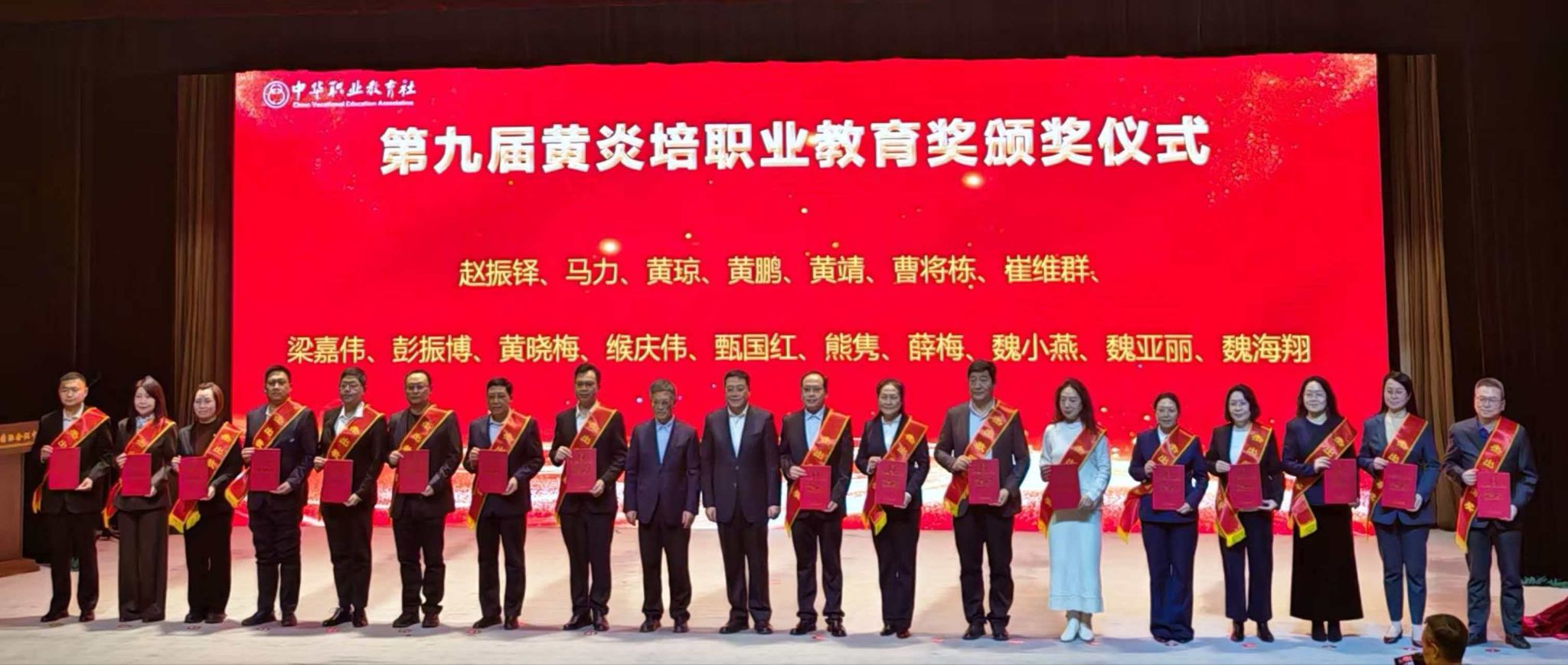 亚洲熟女乱色综合亚洲小说