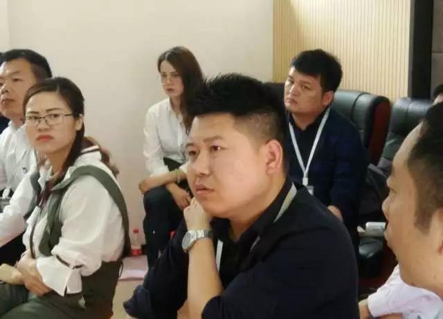 亚洲熟女乱色综合亚洲小说