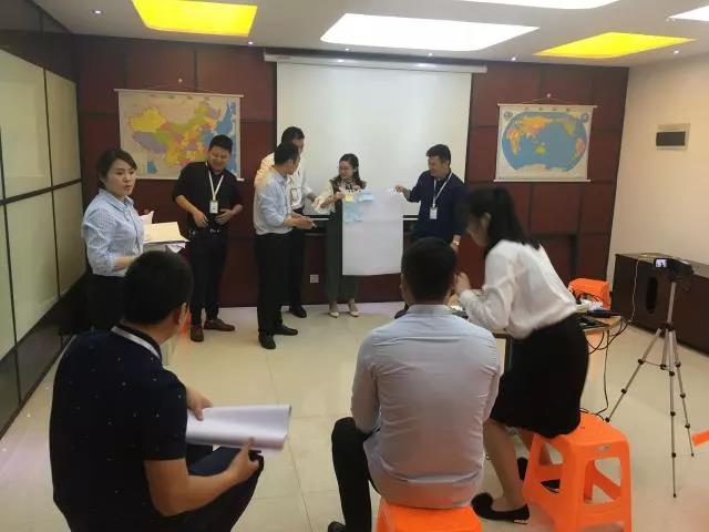 亚洲熟女乱色综合亚洲小说