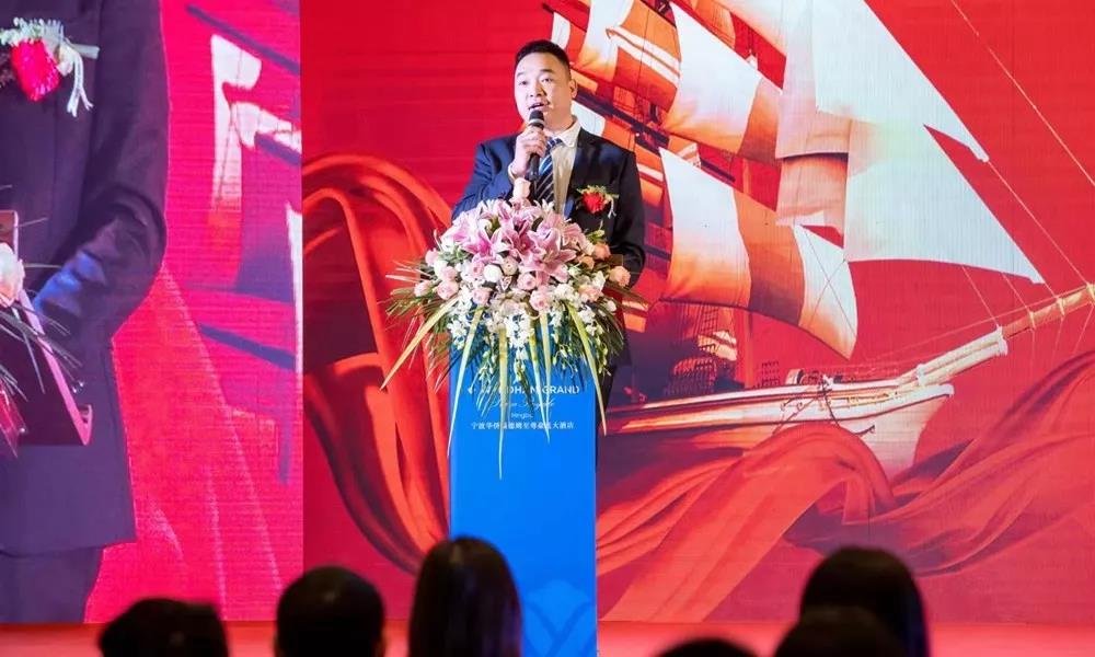 亚洲熟女乱色综合亚洲小说