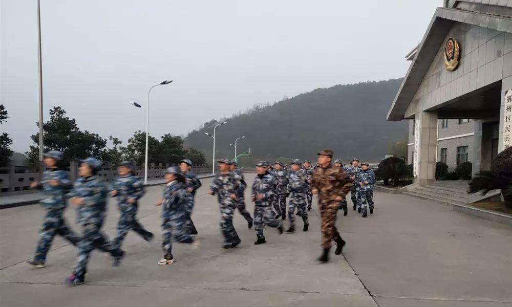 亚洲熟女乱色综合亚洲小说