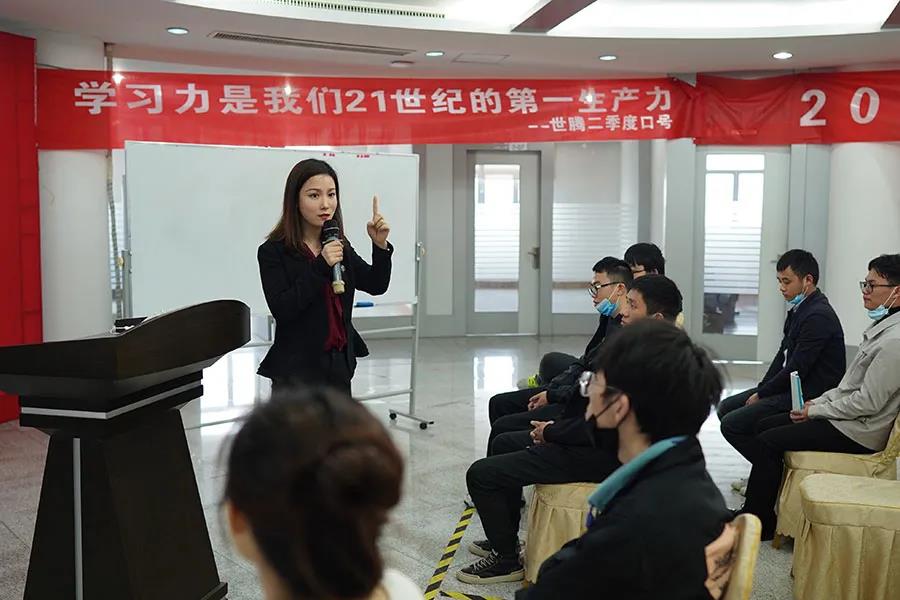 亚洲熟女乱色综合亚洲小说