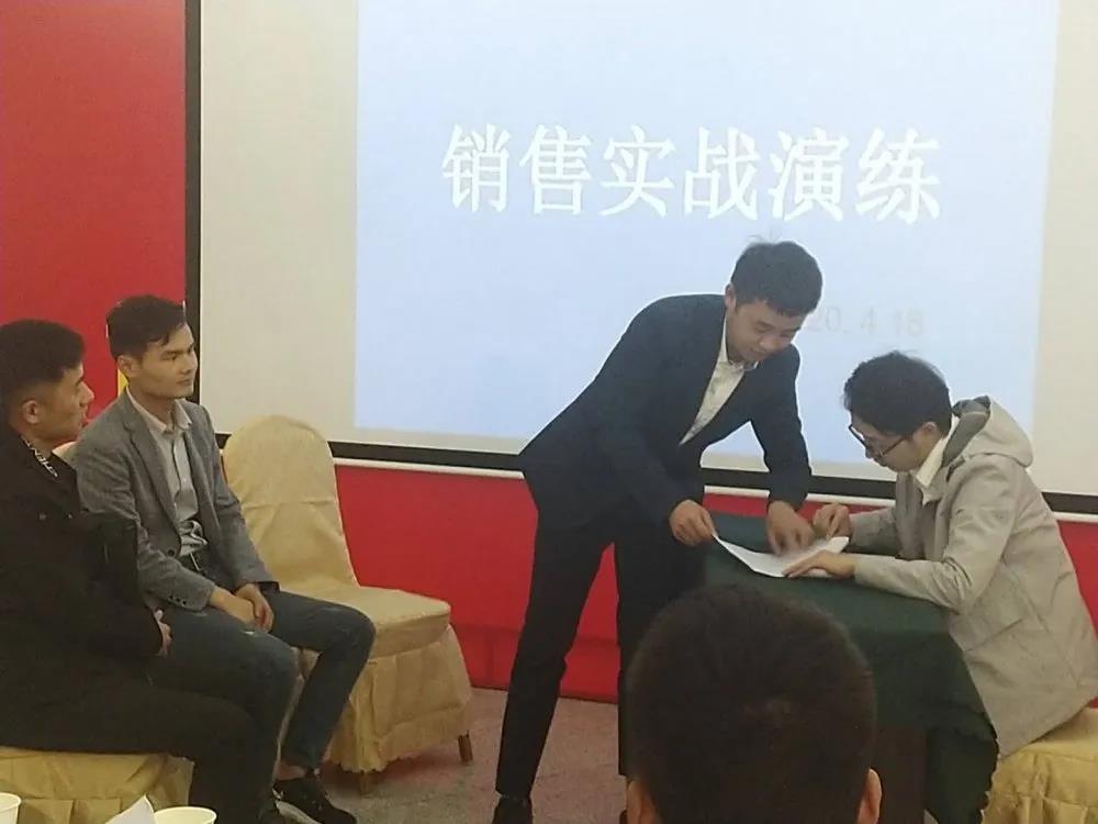 亚洲熟女乱色综合亚洲小说
