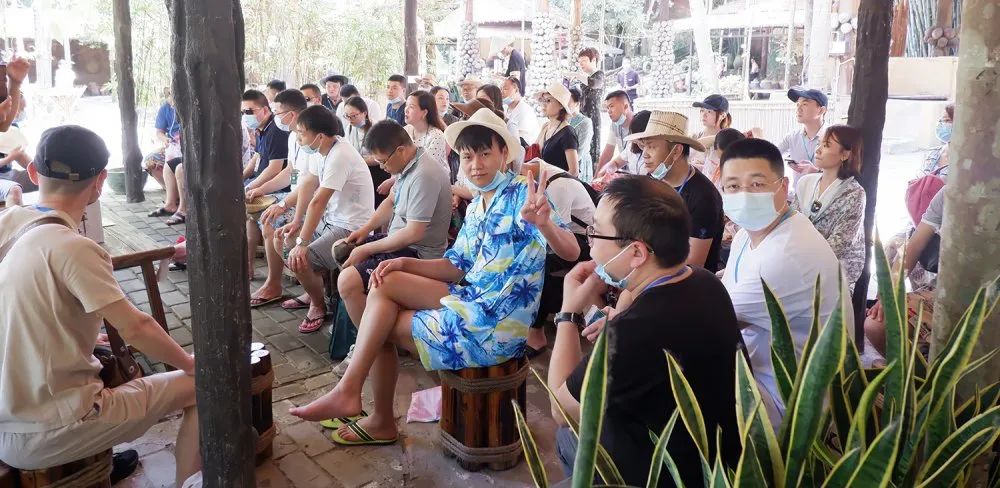 亚洲熟女乱色综合亚洲小说