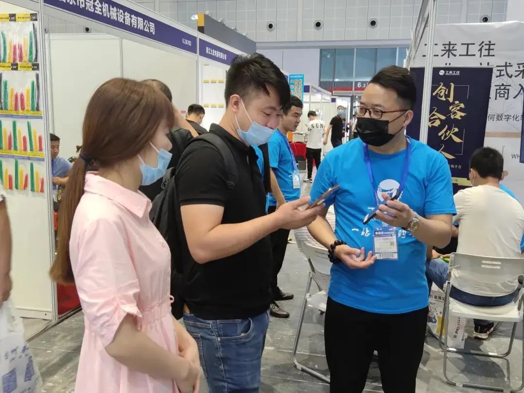 亚洲熟女乱色综合亚洲小说