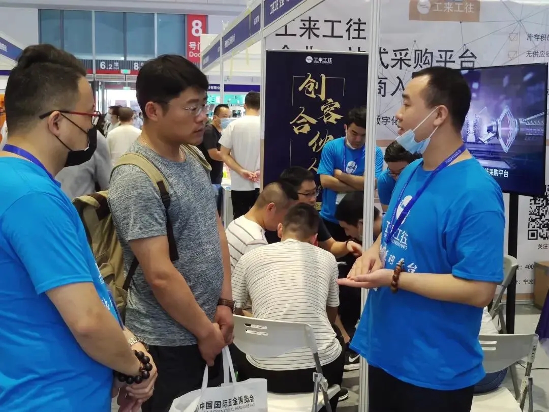 亚洲熟女乱色综合亚洲小说